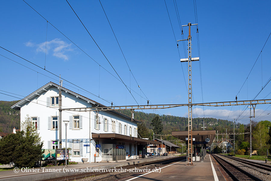 Bahnhof "Aarburg-Oftringen"