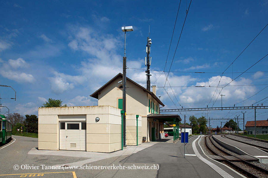 Bahnhof "Apples"