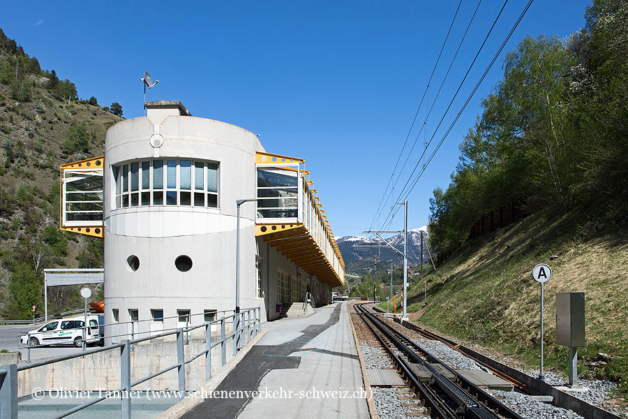 Bahnhof "Betten Talstation"