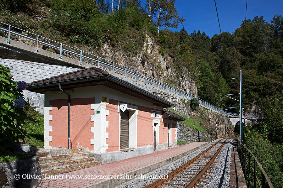 ehemaliger Bahnhof "Borgnone-Cadanza"