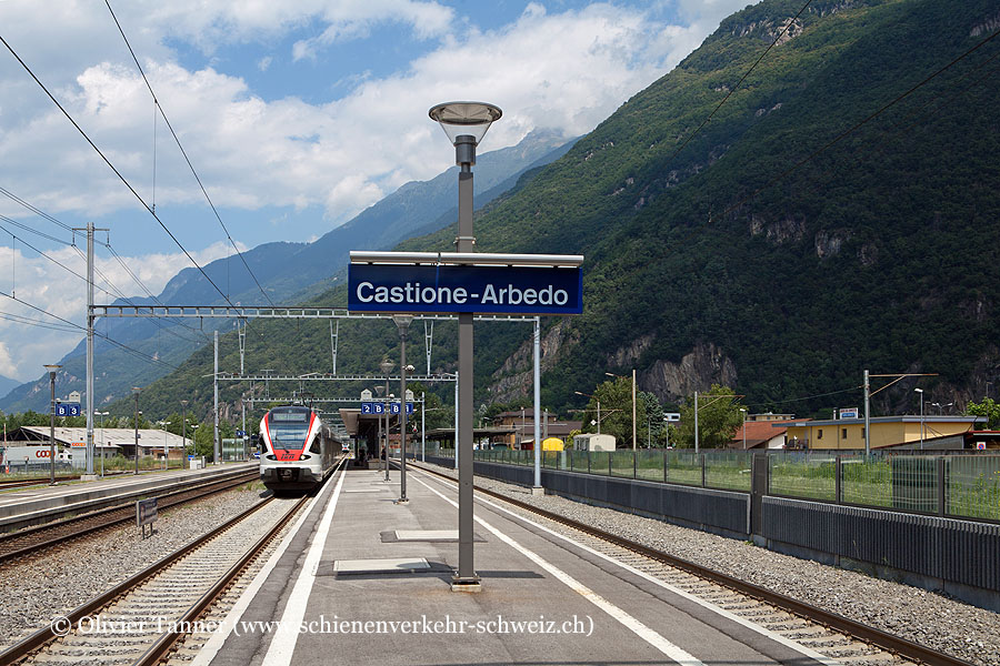 Bahnhof "Castione-Arbedo"