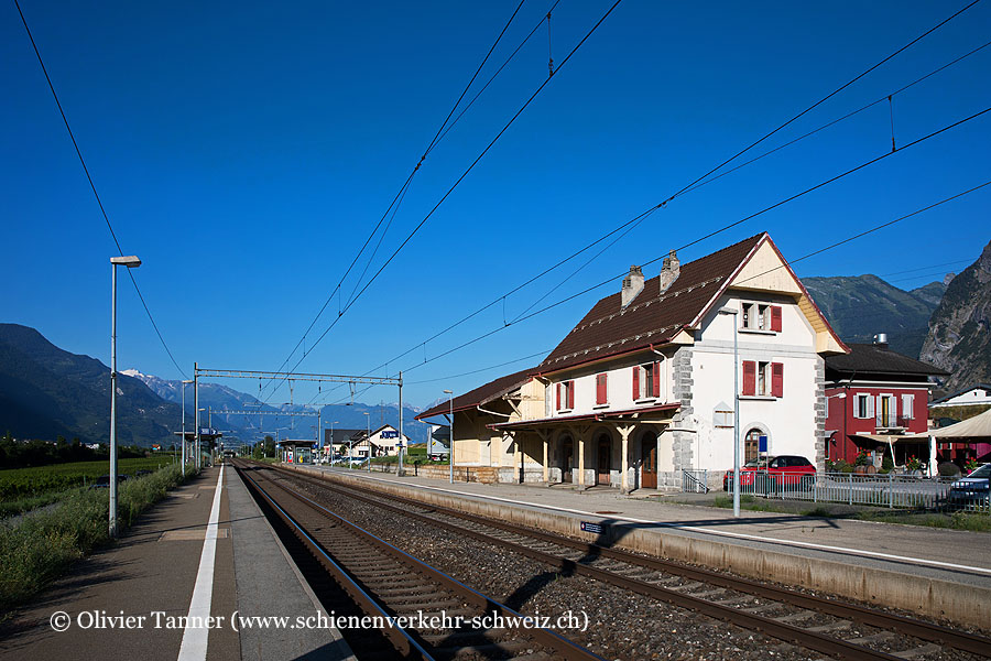 Bahnhof "Chamoson-St-Pierre-de-Clages"