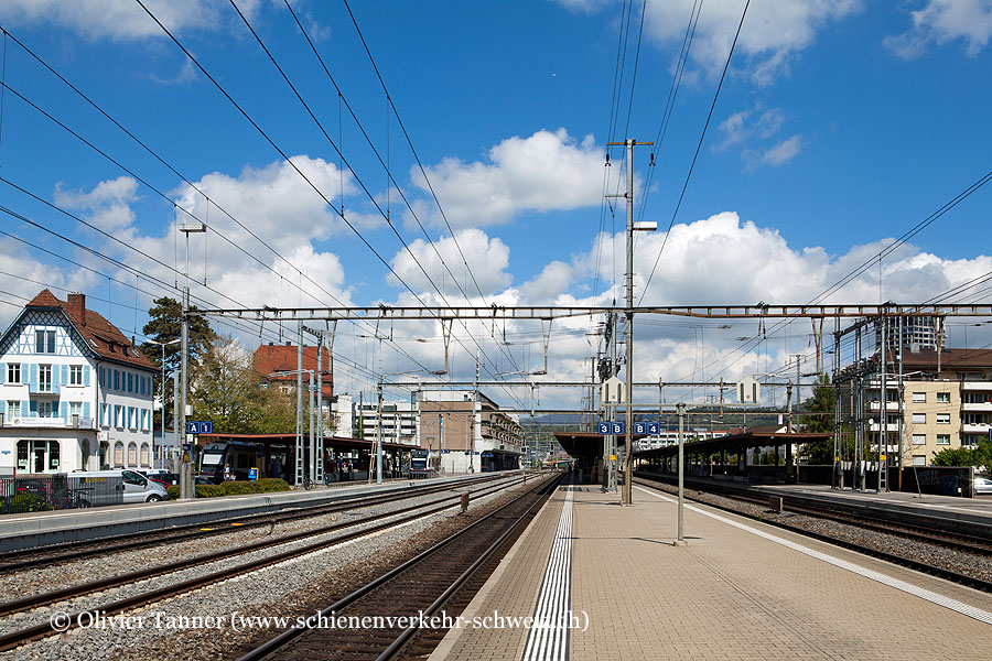 Bahnhof "Dietikon"