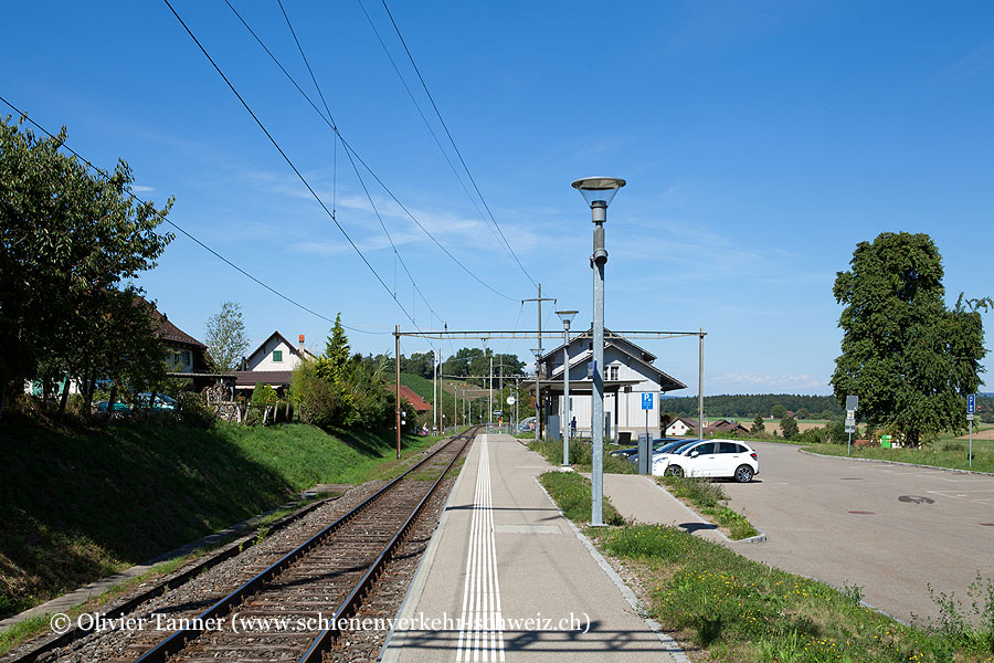 Bahnhof "Dinhard"