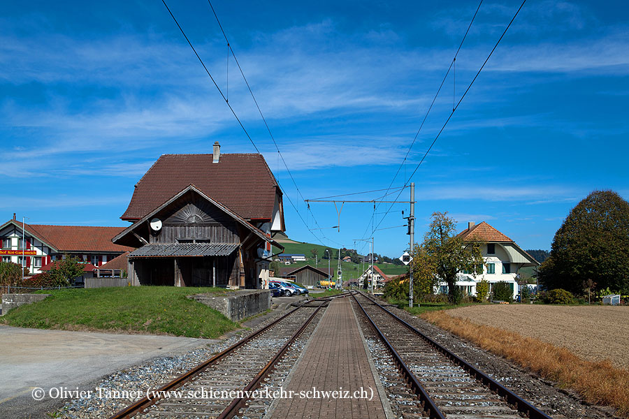 Bahnhof "Häusernmoos"