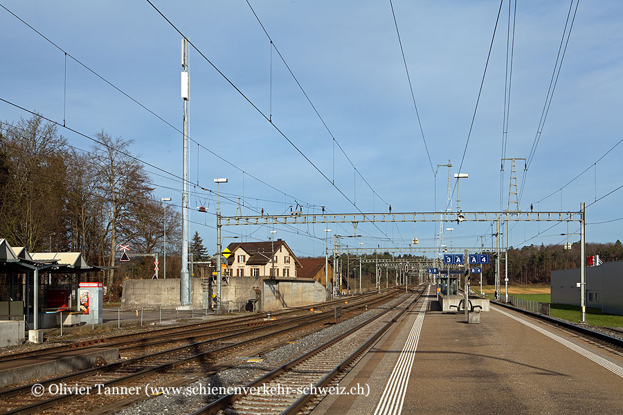 Bahnhof "Hüntwangen-Wil"