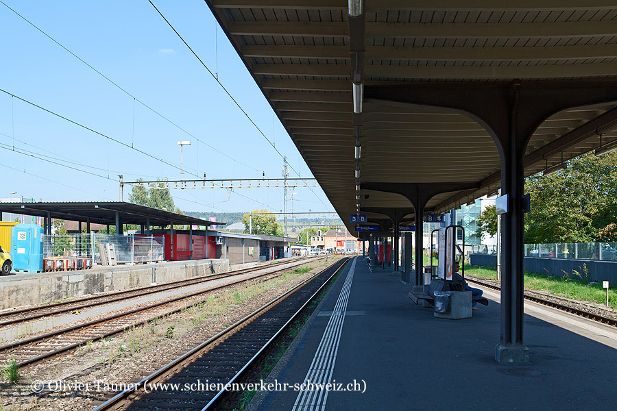 Bahnhof "Kloten"