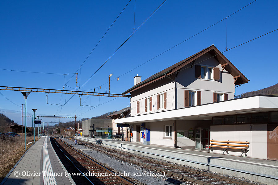Bahnhof "Läufelfingen"