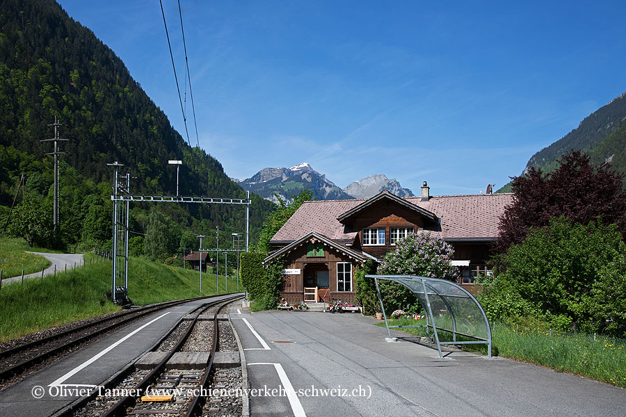 Bahnhof "Lütschental"