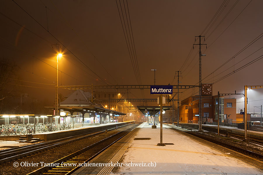 Bahnhof "Muttenz"