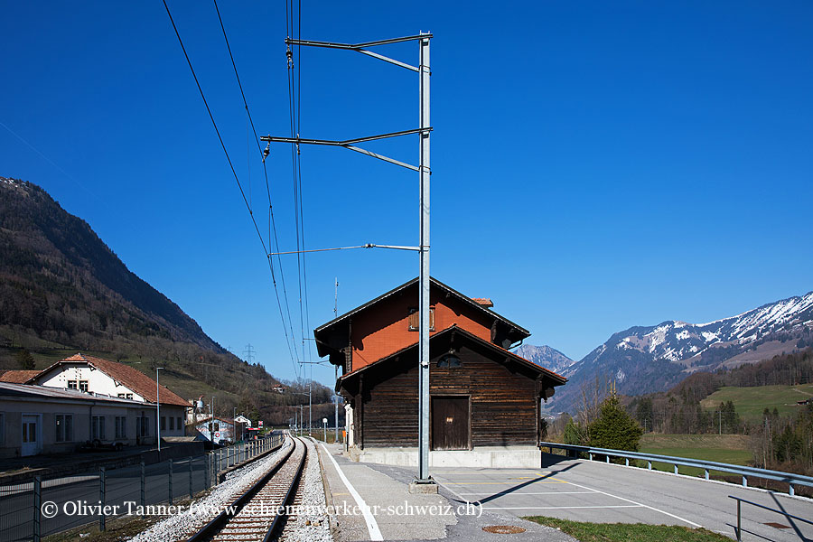 Bahnhof "Neirivue"