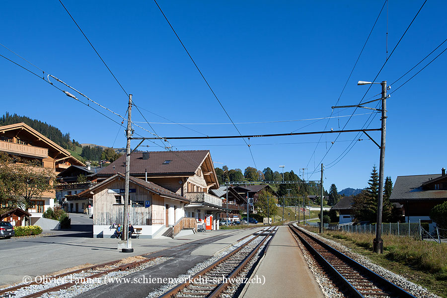 Bahnhof "Schönried"