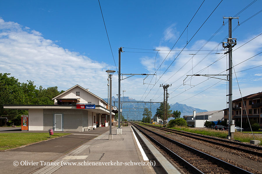 Bahnhof "Sevelen"