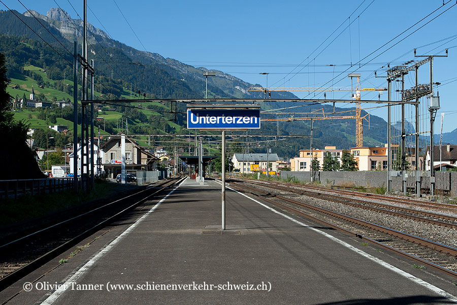 Bahnhof "Unterterzen"