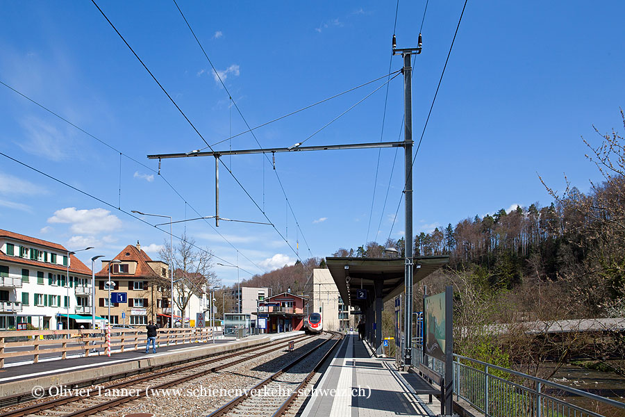 Bahnhof "Zürich Leimbach"