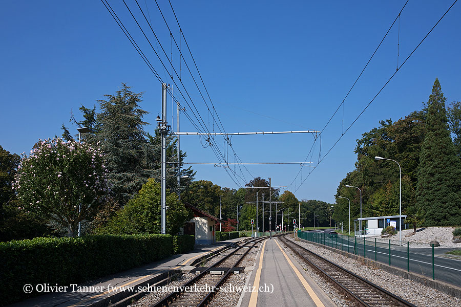Bahnhof "Jouxtens-Mézery"