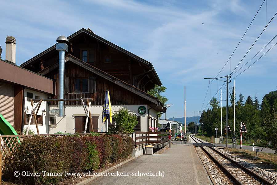 Bahnhof "Le Pâquier-Montbarry"