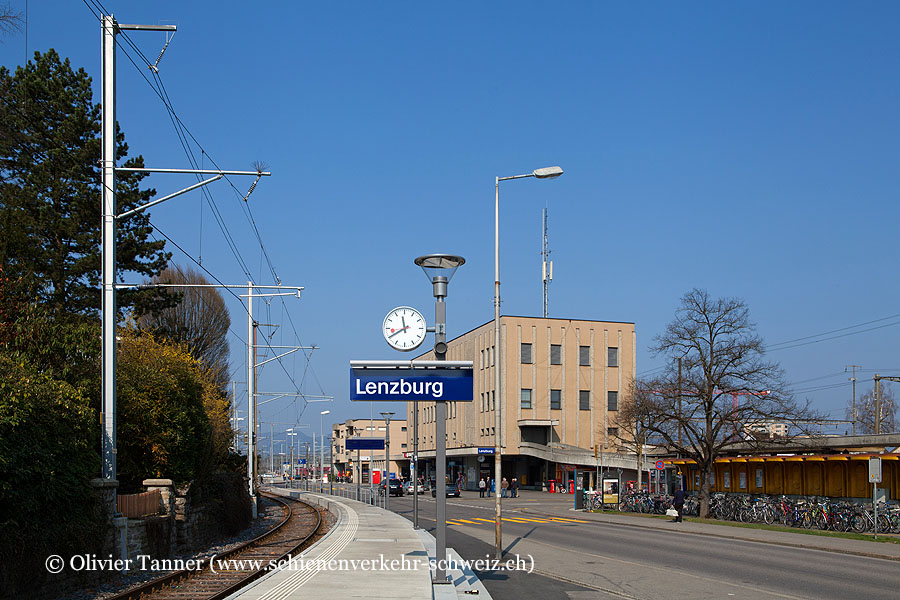 Bahnhof "Lenzburg Seetal"
