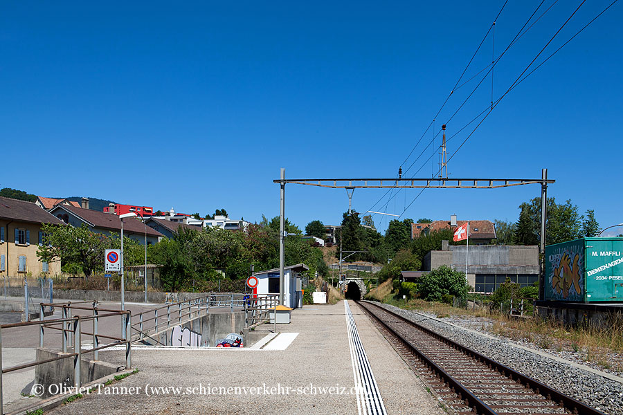 Bahnhof "Les Deurres"