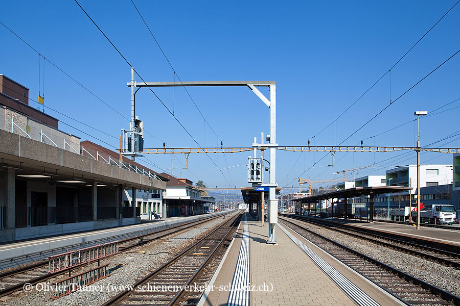 Bahnhof "Lyss"