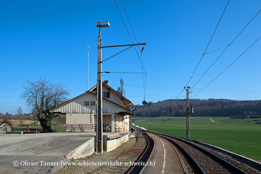 Bahnhof "Münchenwiler-Courgevaux"
