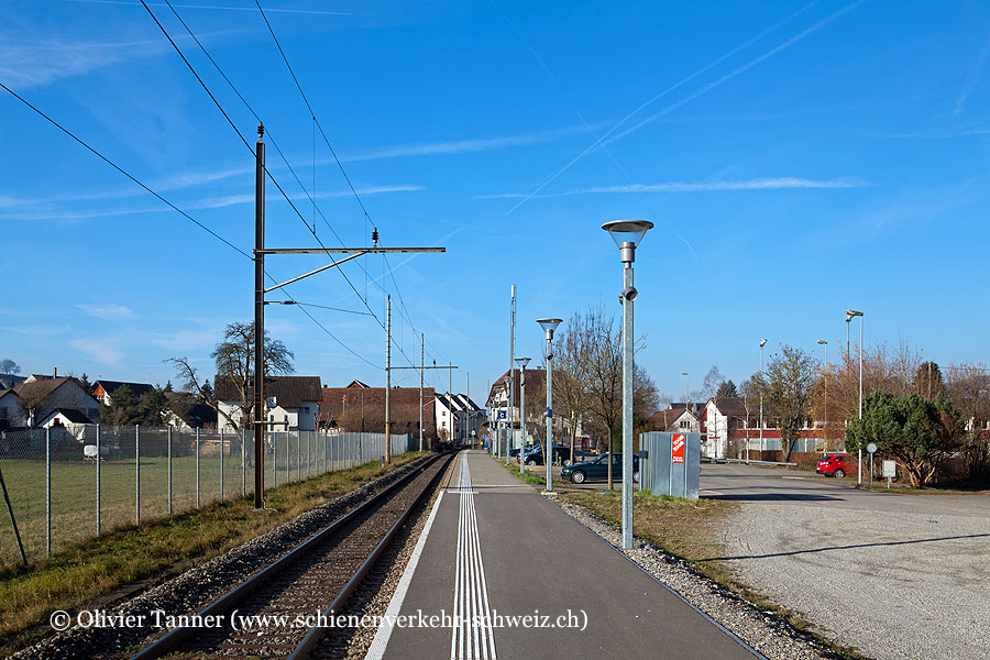 Bahnhof "Niederweningen Dorf"