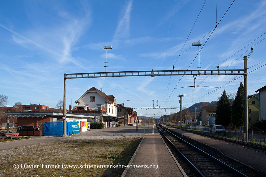 Bahnhof "Pfungen"