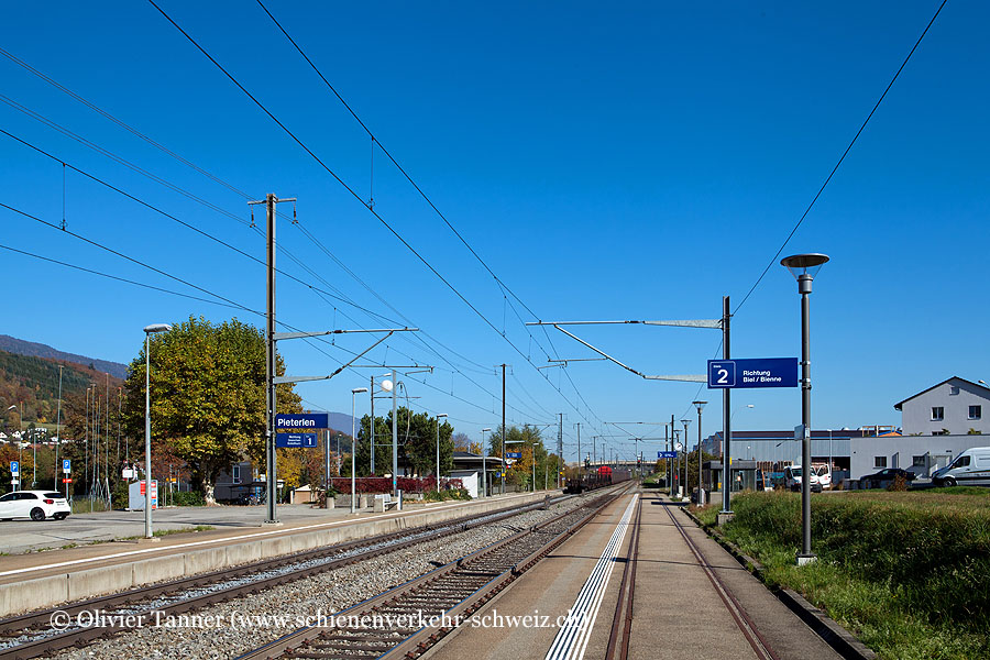 Bahnhof "Pieterlen"