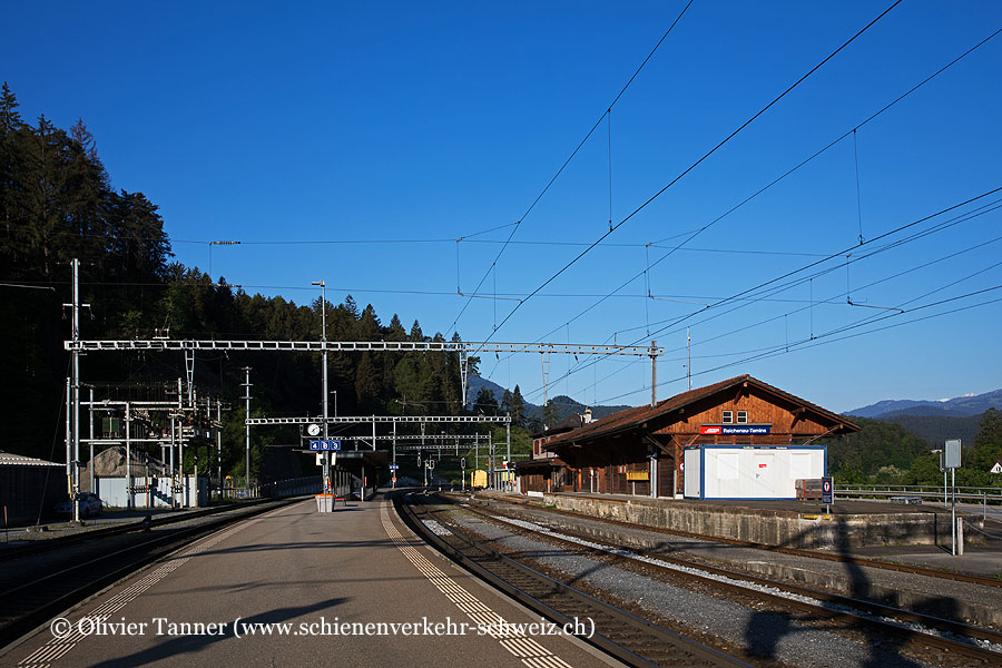 Bahnhof "Reichenau-Tamins"