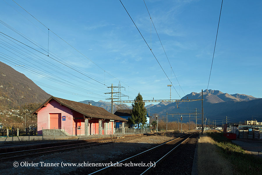 Bahnhof "Riazzino-Cugnasco"