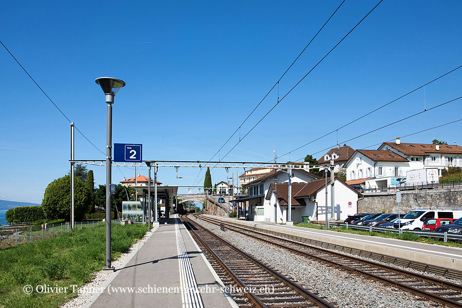 Bahnhof "Rivaz"