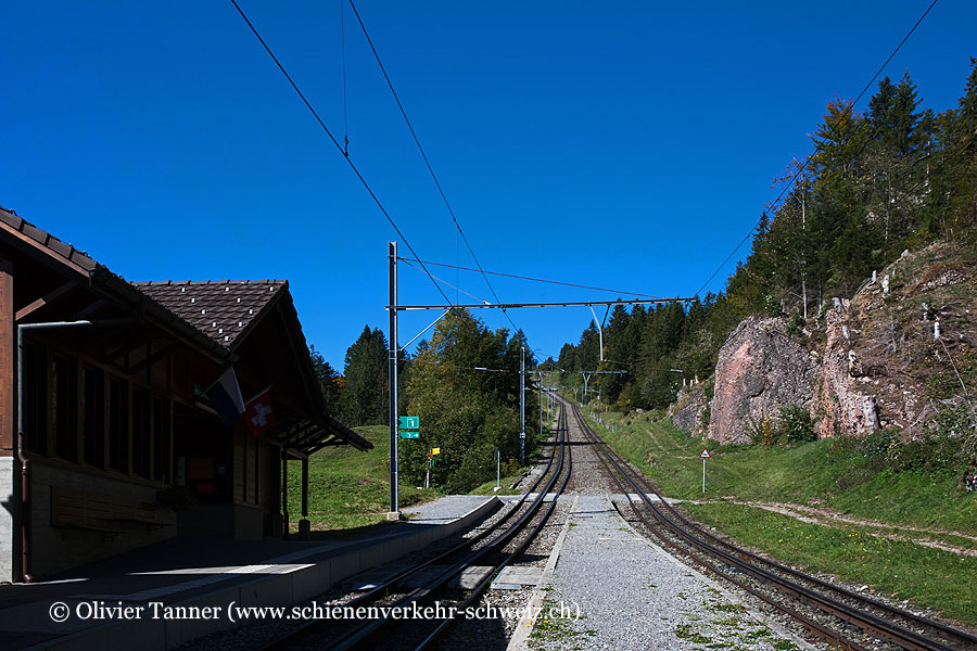 Bahnhof "Romiti Felsentor"