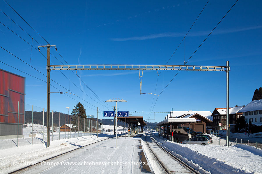 Bahnhof "Rothenthurm"