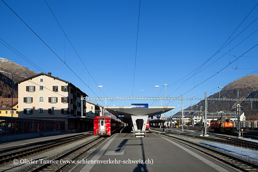 Bahnhof "Samedan"