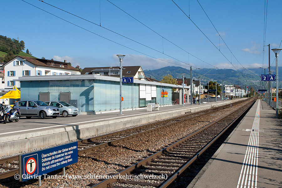 Bahnhof "Schmerikon"