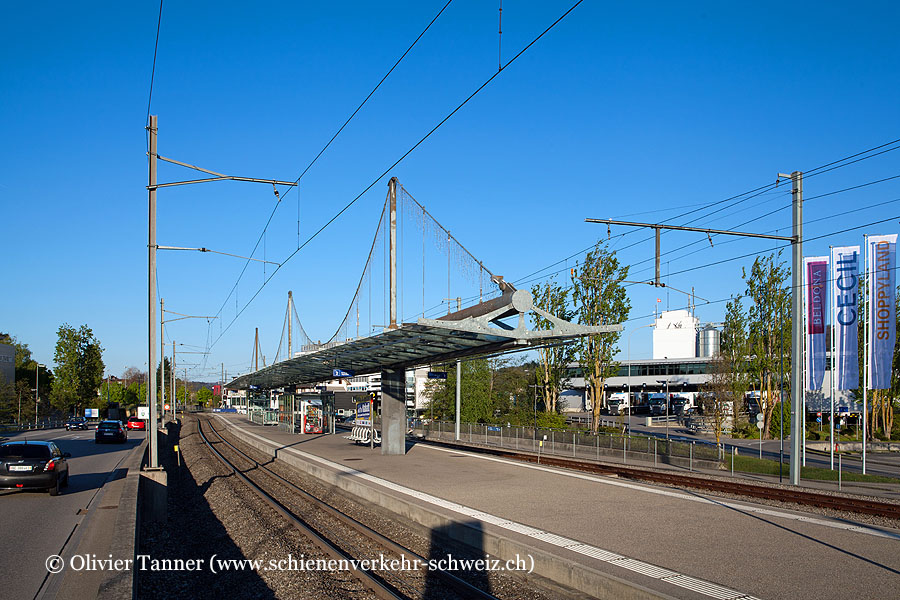 Bahnhof "Schönbühl Shoppyland"