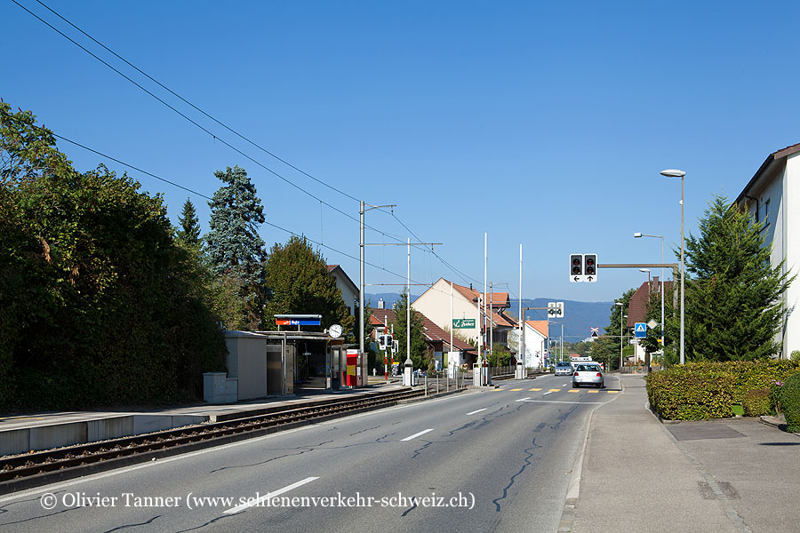 Bahnhof "Sutz"