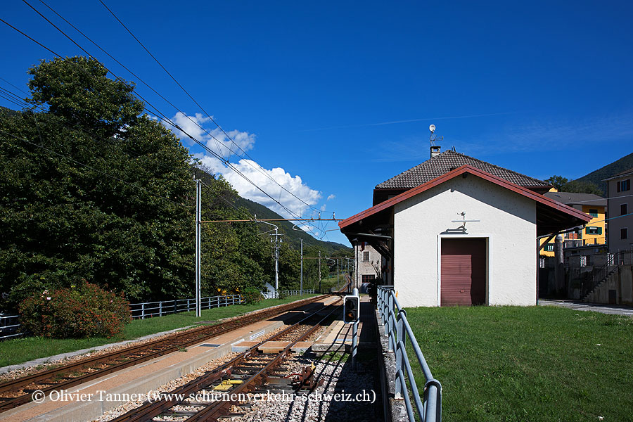 Bahnhof "Trontano"