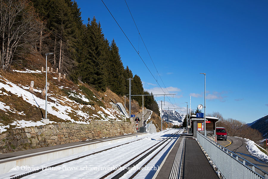 Bahnhof "Tschamut-Selva"