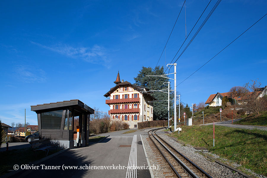 Bahnhof "Tusinge"
