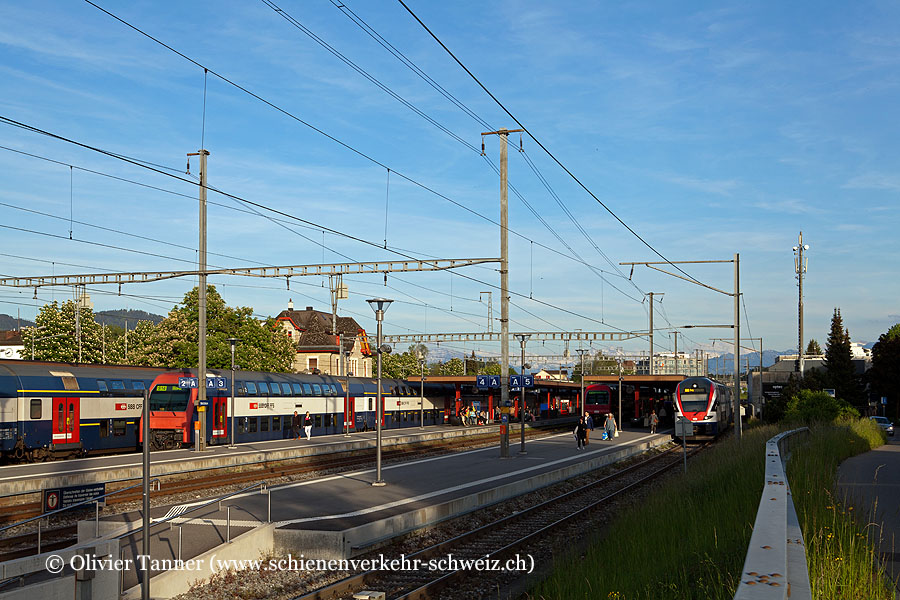 Bahnhof "Wetzikon"