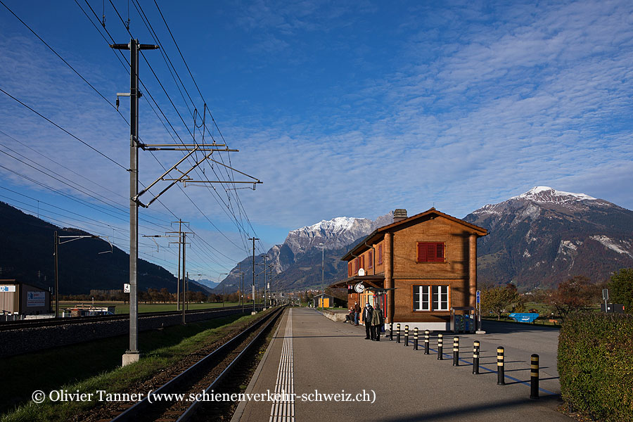 Bahnhof "Zizers"