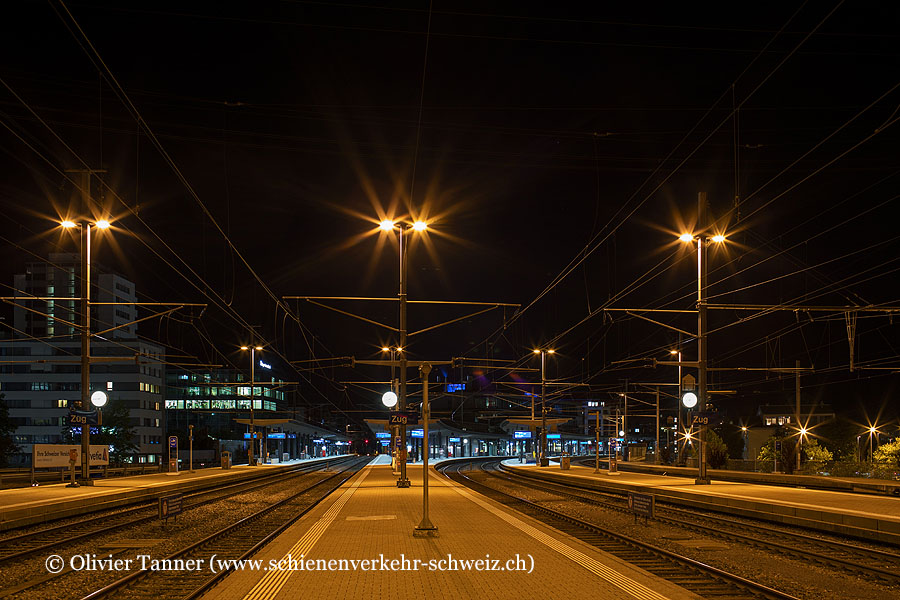 Bahnhof "Zug"