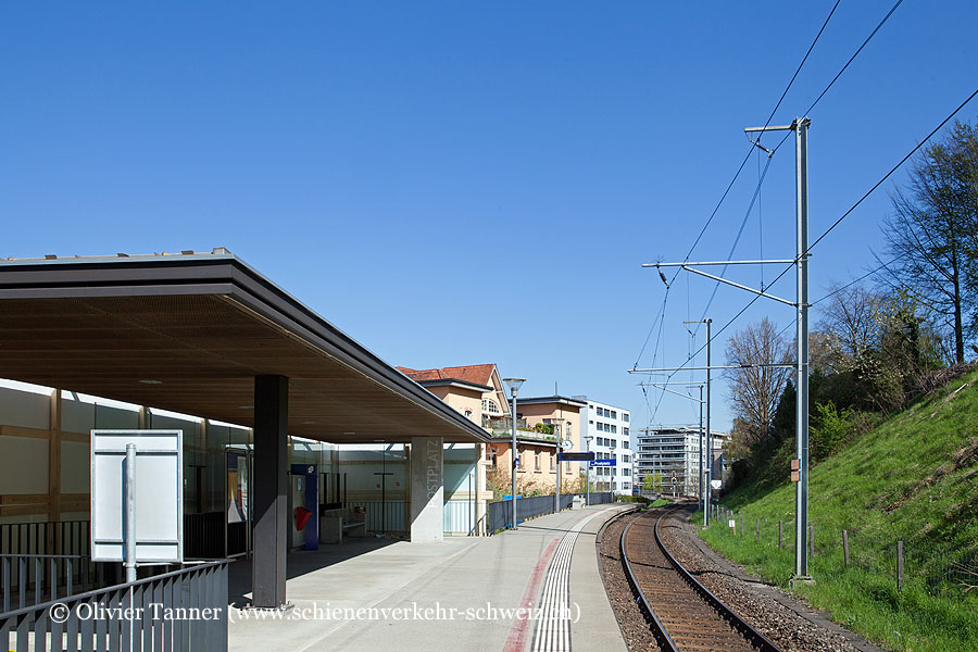 Bahnhof "Zug Postplatz"