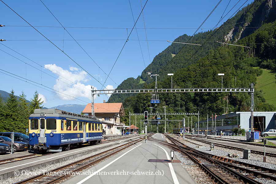 Bahnhof "Zweilütschinen"