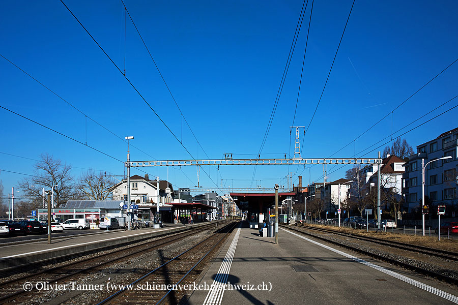 Bahnhof "Zürich Tiefenbrunnen"
