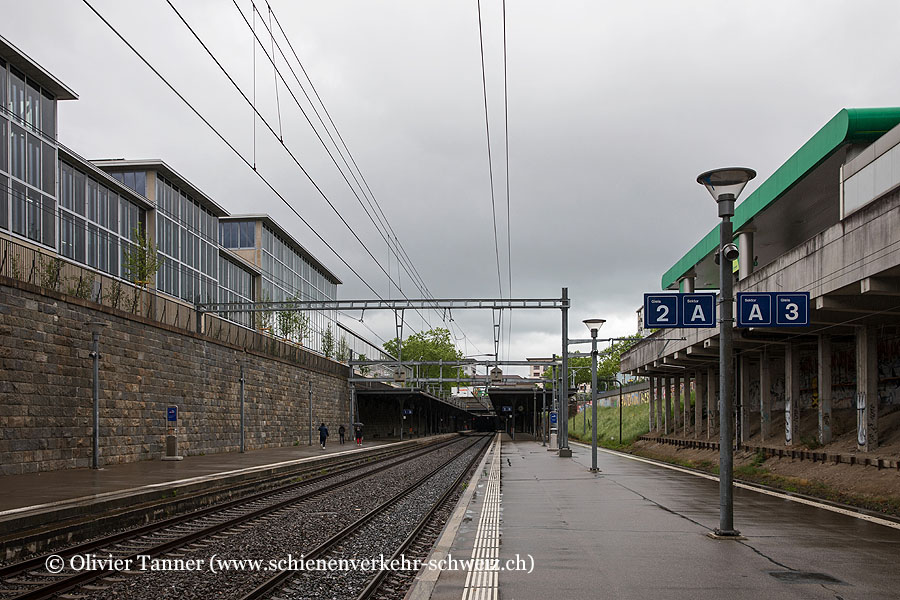 Bahnhof "Zürich Wiedikon"