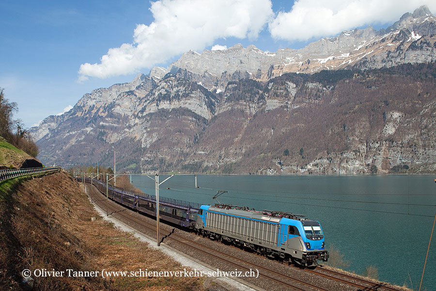 Br 187 003 (angemietet von Railpool) mit einem leeren Autozug