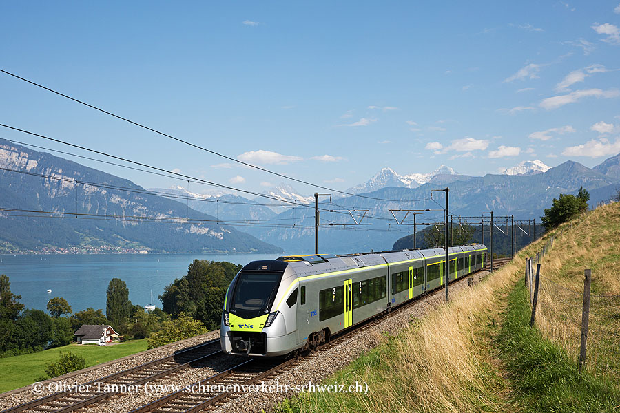 RABe 528 106 als Leermaterialzug nach Thun
