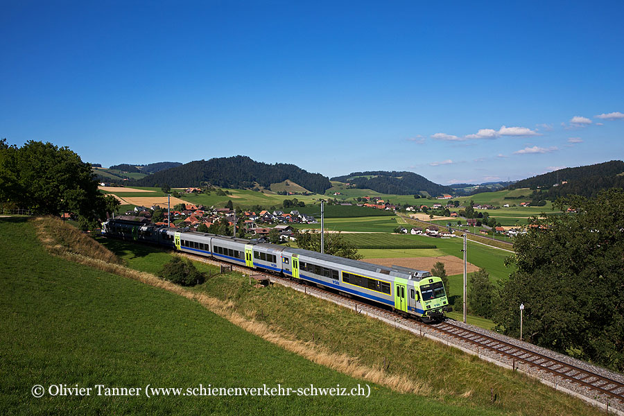 Nahverkehrspendelzug mit RBDe 565 725 als Regio Burgdorf – Konolfingen – Thun